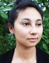 Load image into Gallery viewer, Gingko Leaf Earrings
