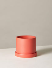 Load image into Gallery viewer, Hyde Planter
